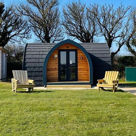 Camping Pods Trevella Holiday Park Crantock Eksteriør billede