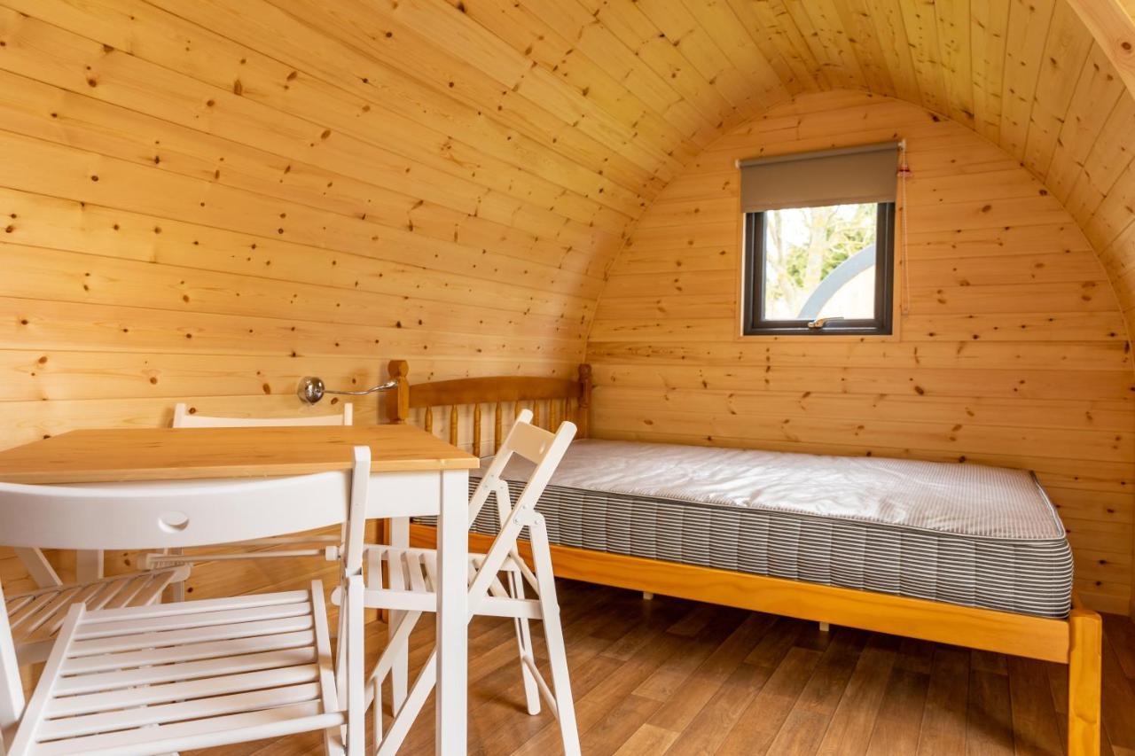 Camping Pods Trevella Holiday Park Crantock Eksteriør billede