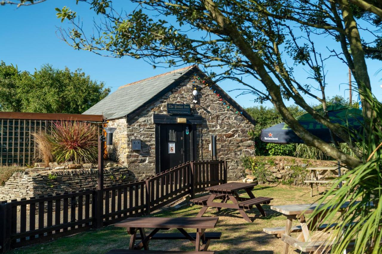 Camping Pods Trevella Holiday Park Crantock Eksteriør billede